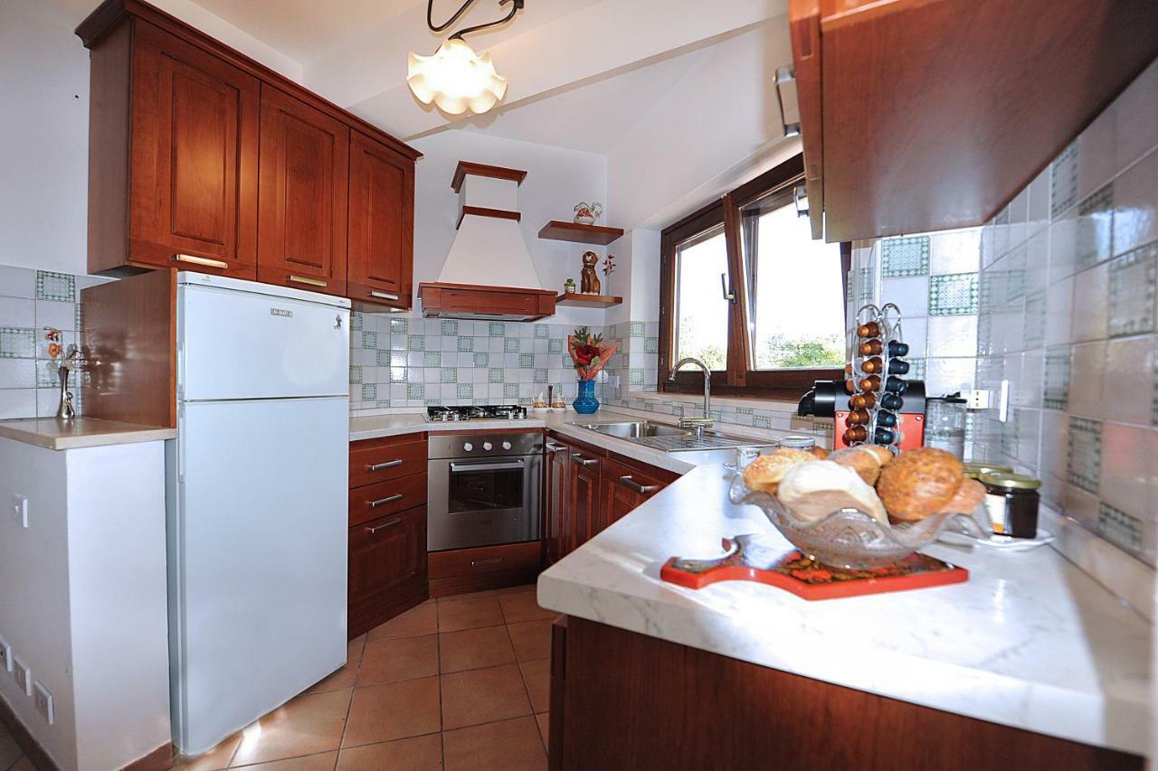 דירות ל'אקווילה A Casa Di Galdino E Vittorianna מראה חיצוני תמונה